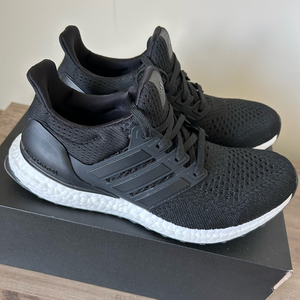Adidas Ultraboost 1.0 W Black Size 7.5 Sneakers - Picture 4 of 6